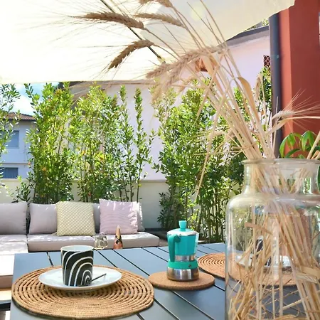 Appartement Al Mare Con Terrazza E Garage Riccione